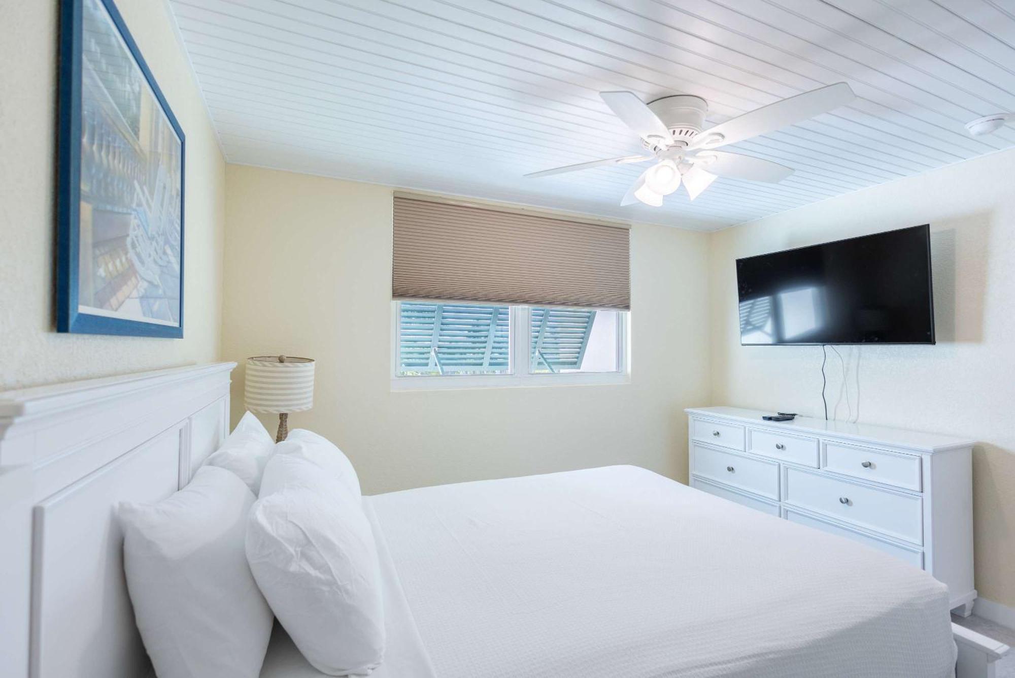 The Exuma Cay -Pool View & Parking Villa Кей Уест Екстериор снимка